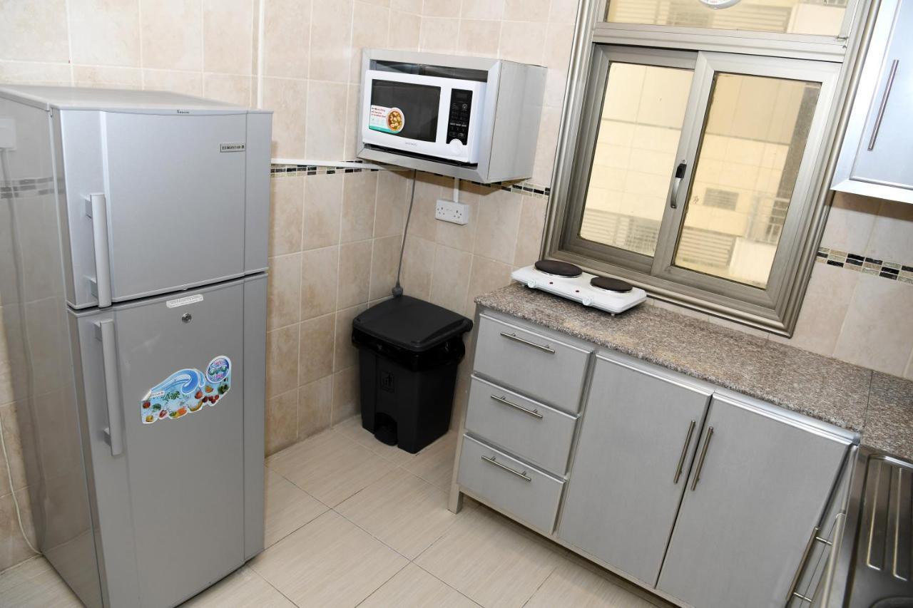 Continental Suite Salmiya Exteriör bild