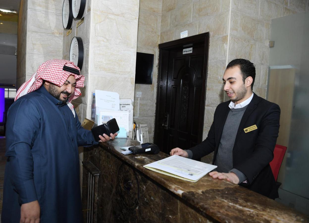 Continental Suite Salmiya Exteriör bild